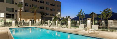 Find Hotels with an Outdoor Pool in Rancho Cucamonga, CA.